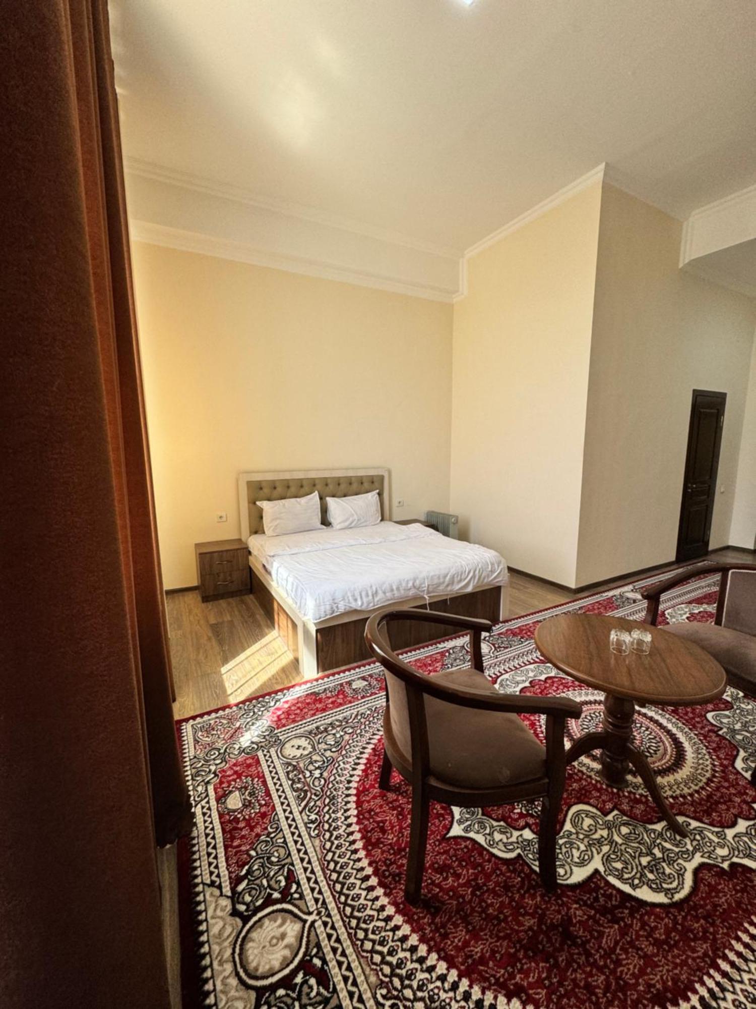 Hotel Rudaki Panjakent Esterno foto