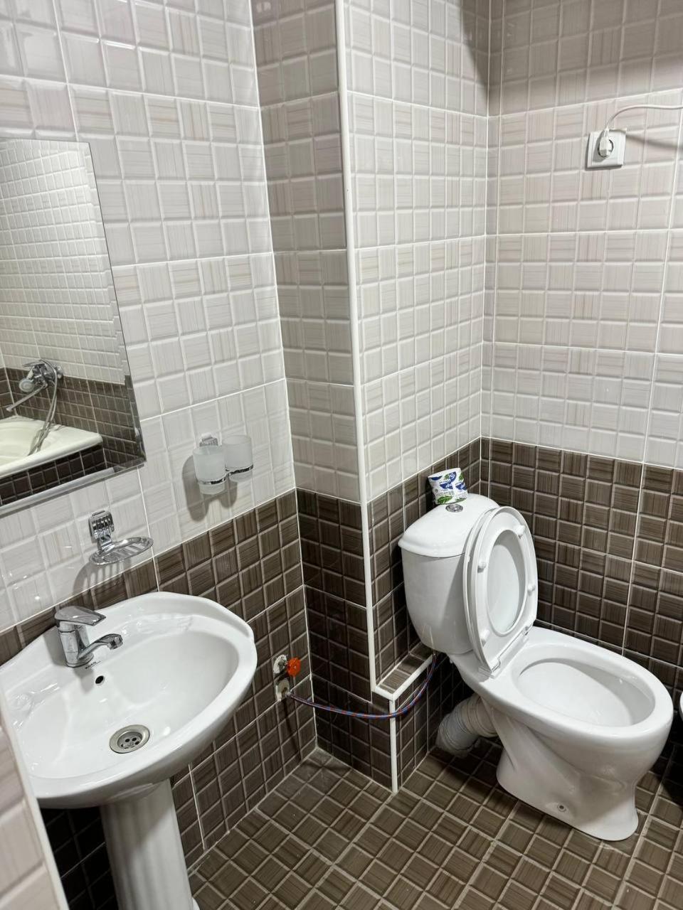 Hotel Rudaki Panjakent Esterno foto